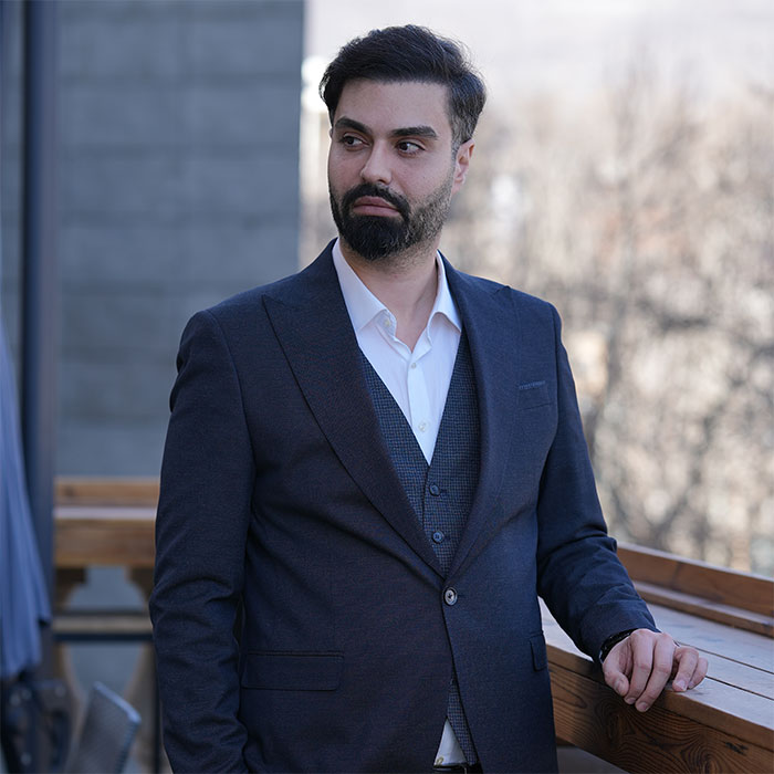 کارآفرین موفق دکتر میثم شکری ساز